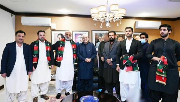 俾路支省的几位领导人在会见了阿西夫·阿里·扎尔达里后加入了巴基斯坦人民党